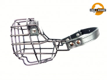 SF Drahtmaulkorb schwarz Zwergschnauzer Hündin